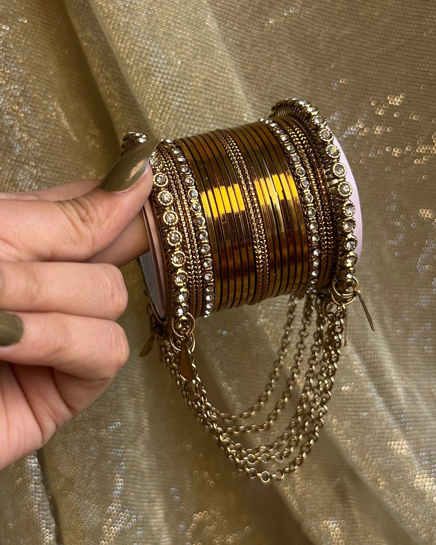 Laari Chain Bangles
