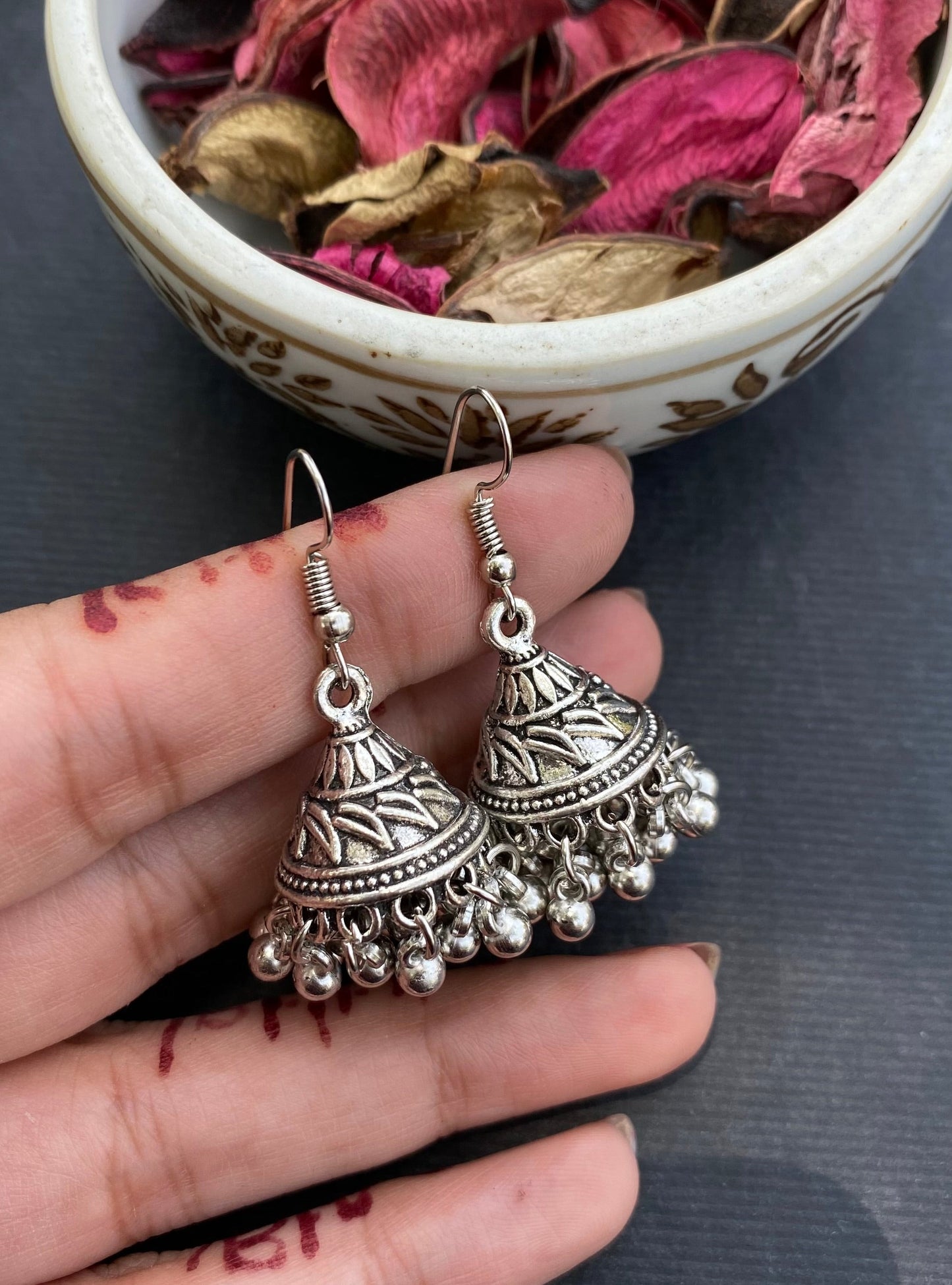 Sawana Jhumka
