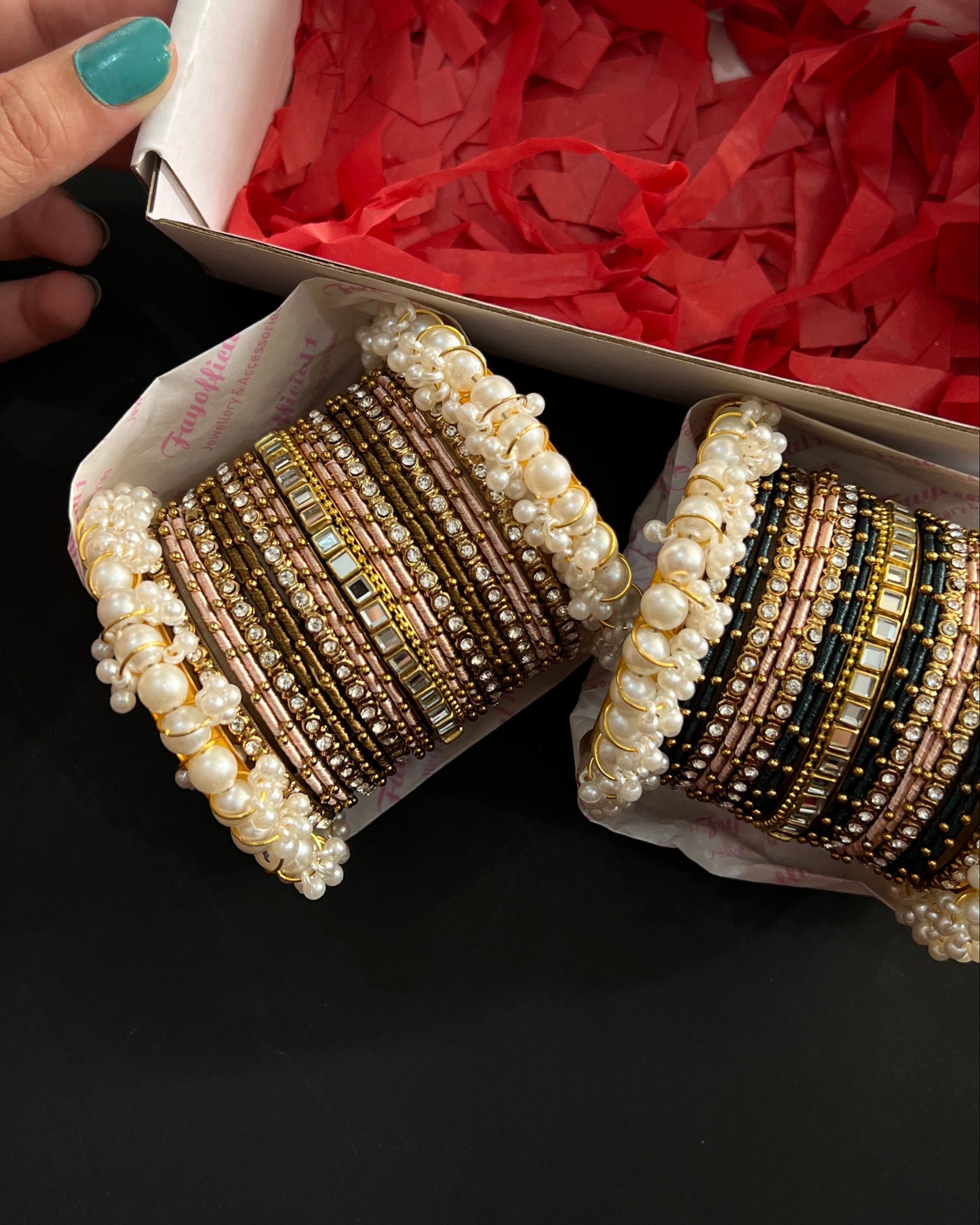 Suhan Bangles