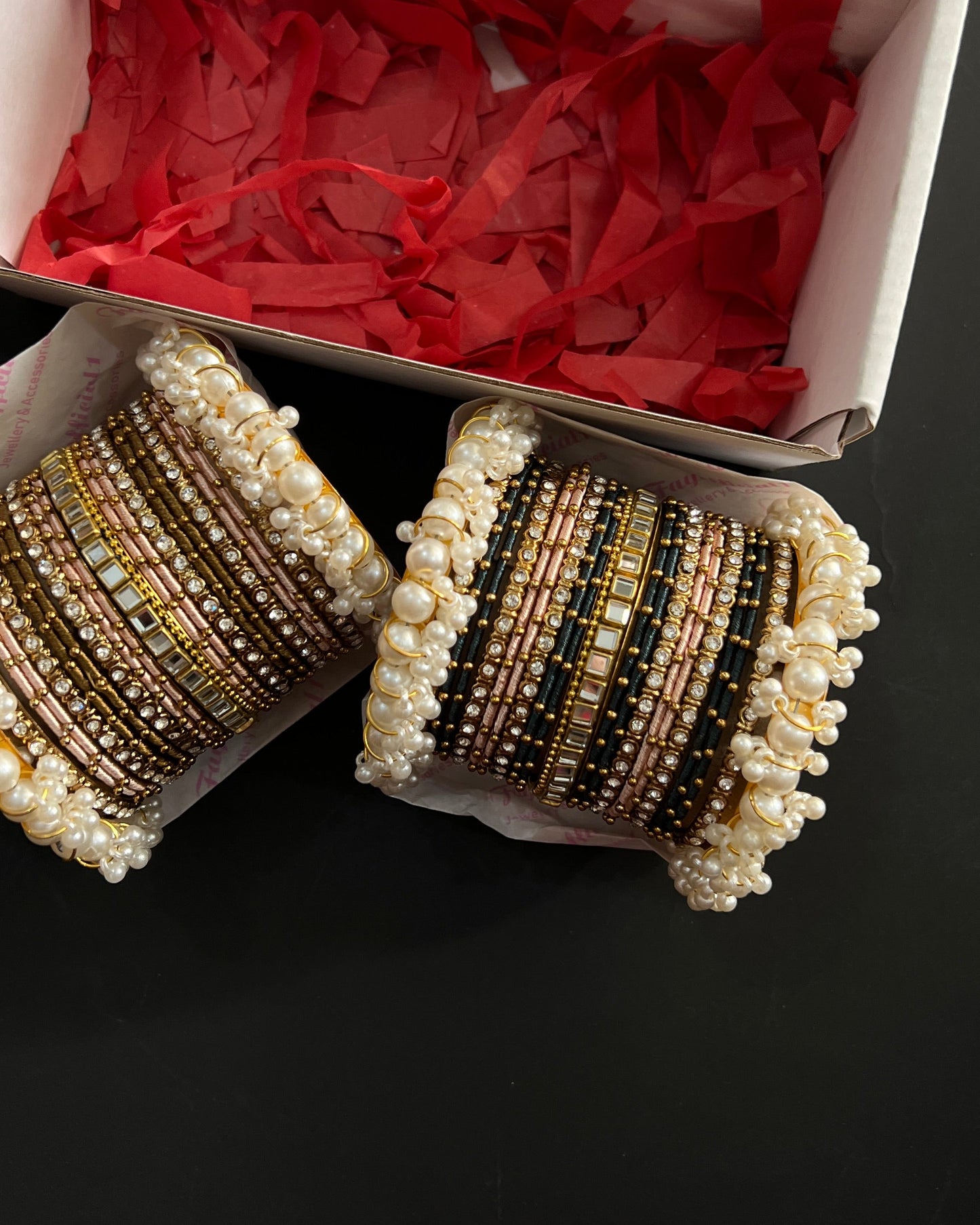 Suhan Bangles