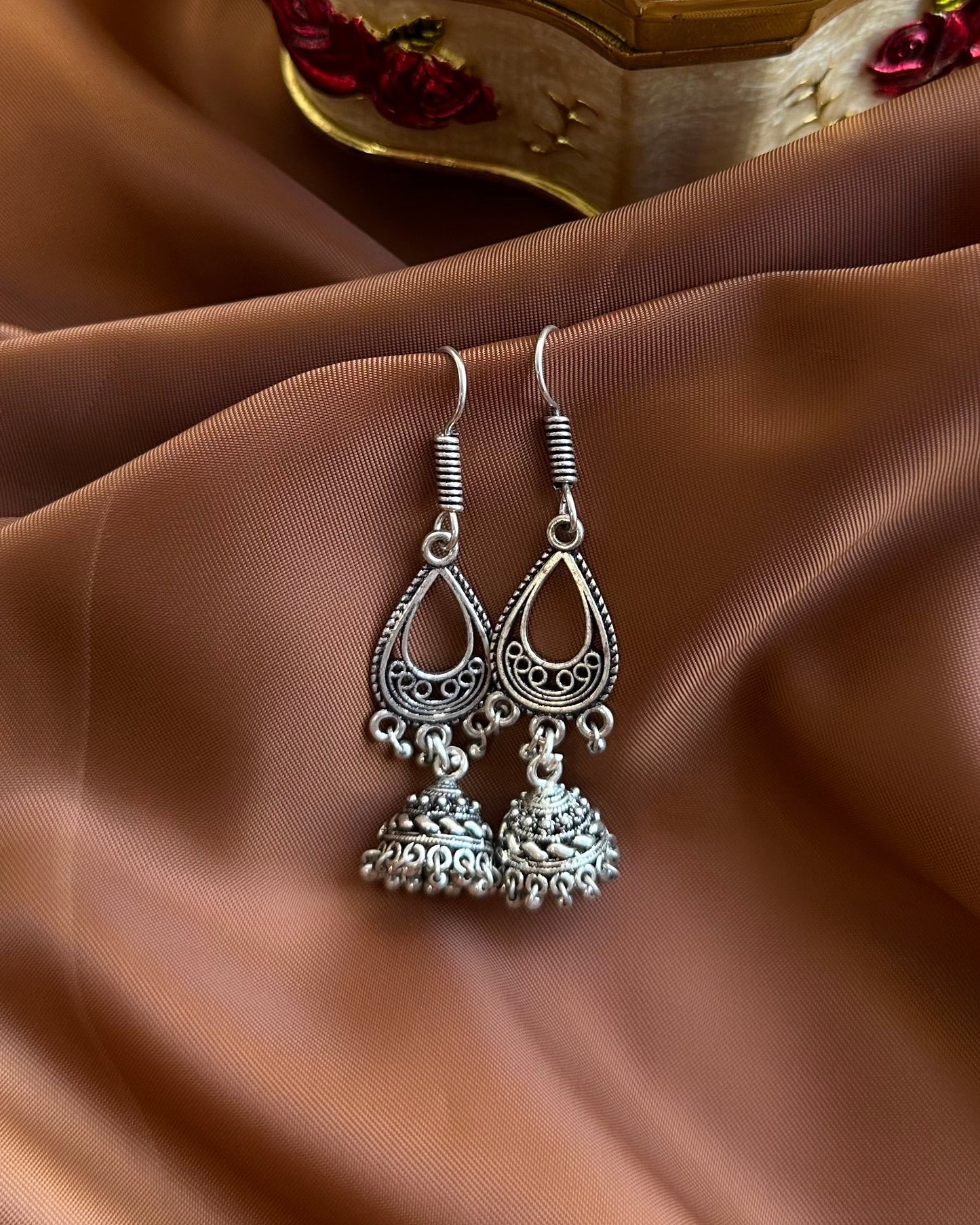 Paislie Earrings