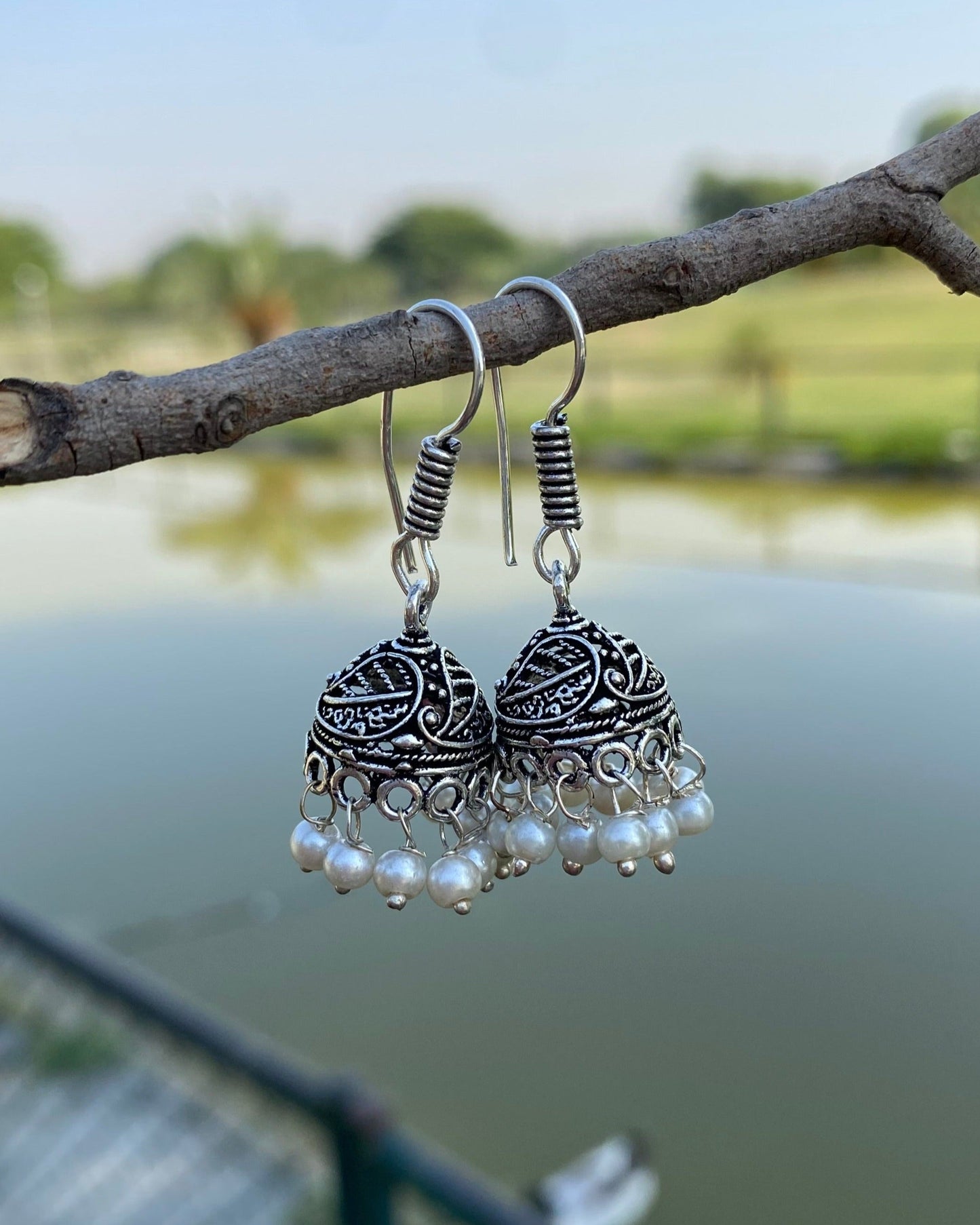 Mawa Jhumki