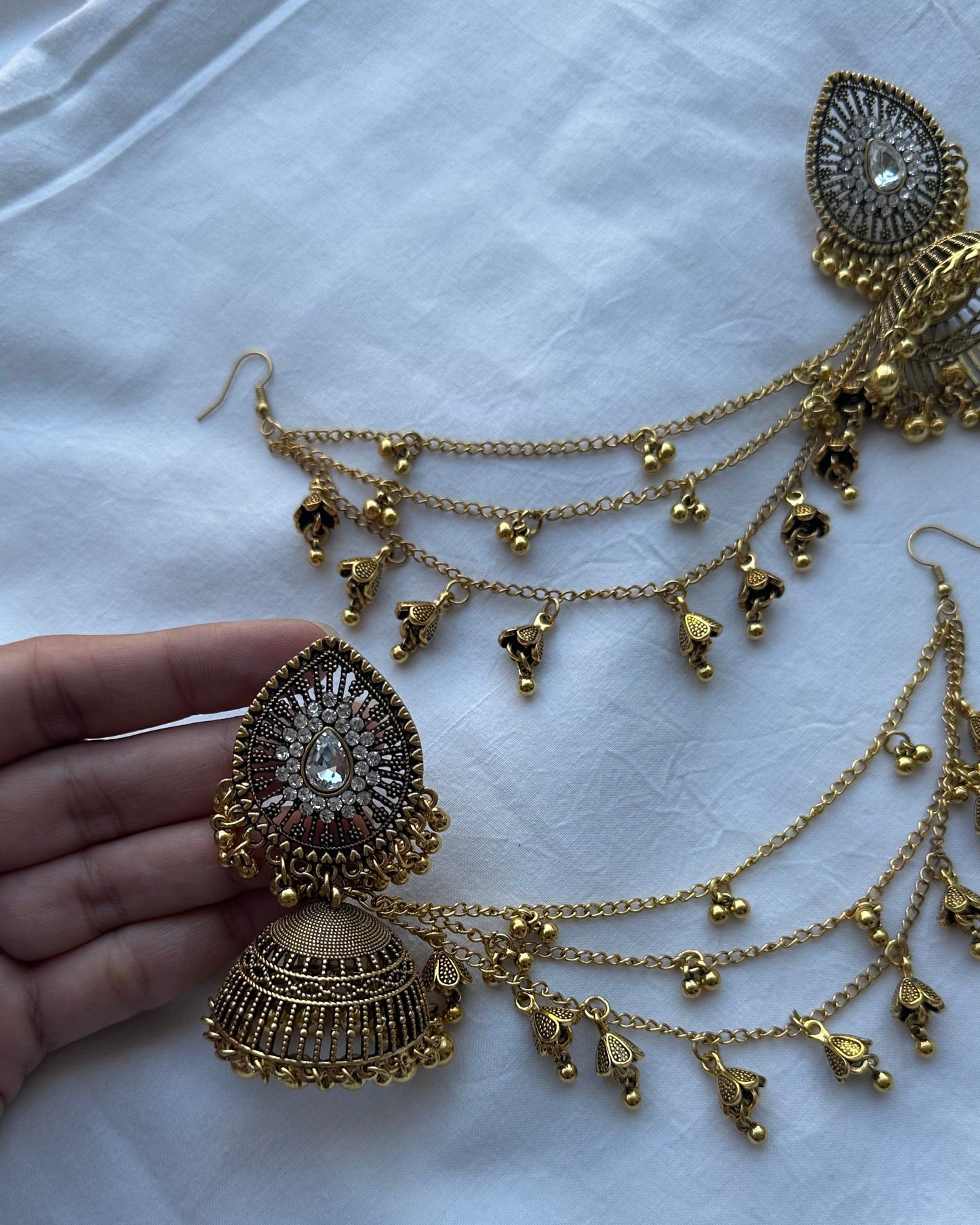 Shiza Sahara jhumka