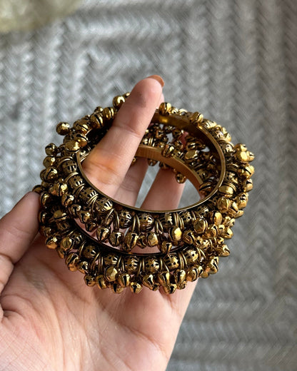 Queen Gungroo kada Pair