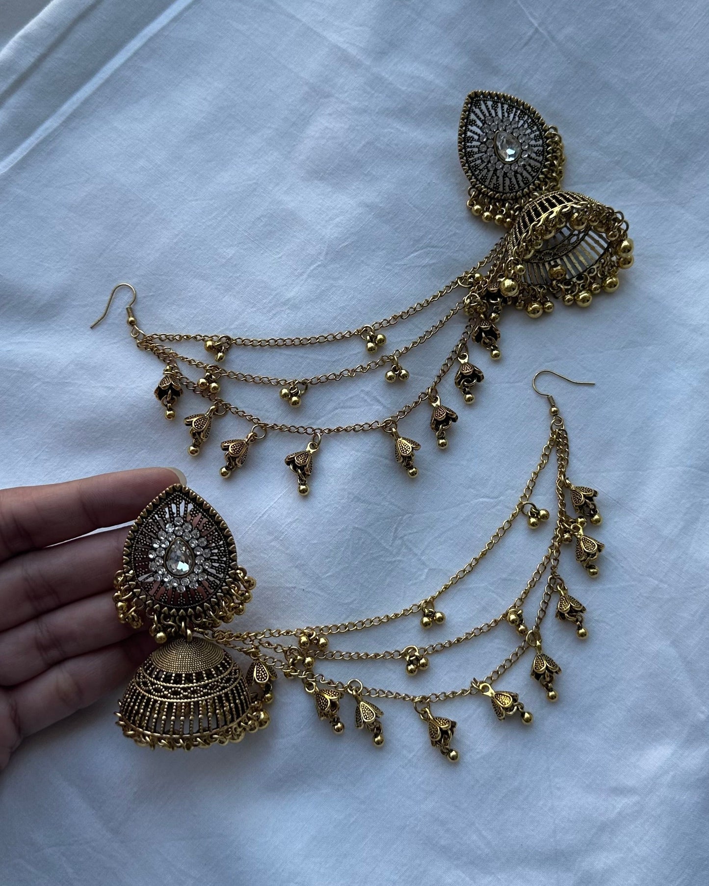 Shiza Sahara jhumka