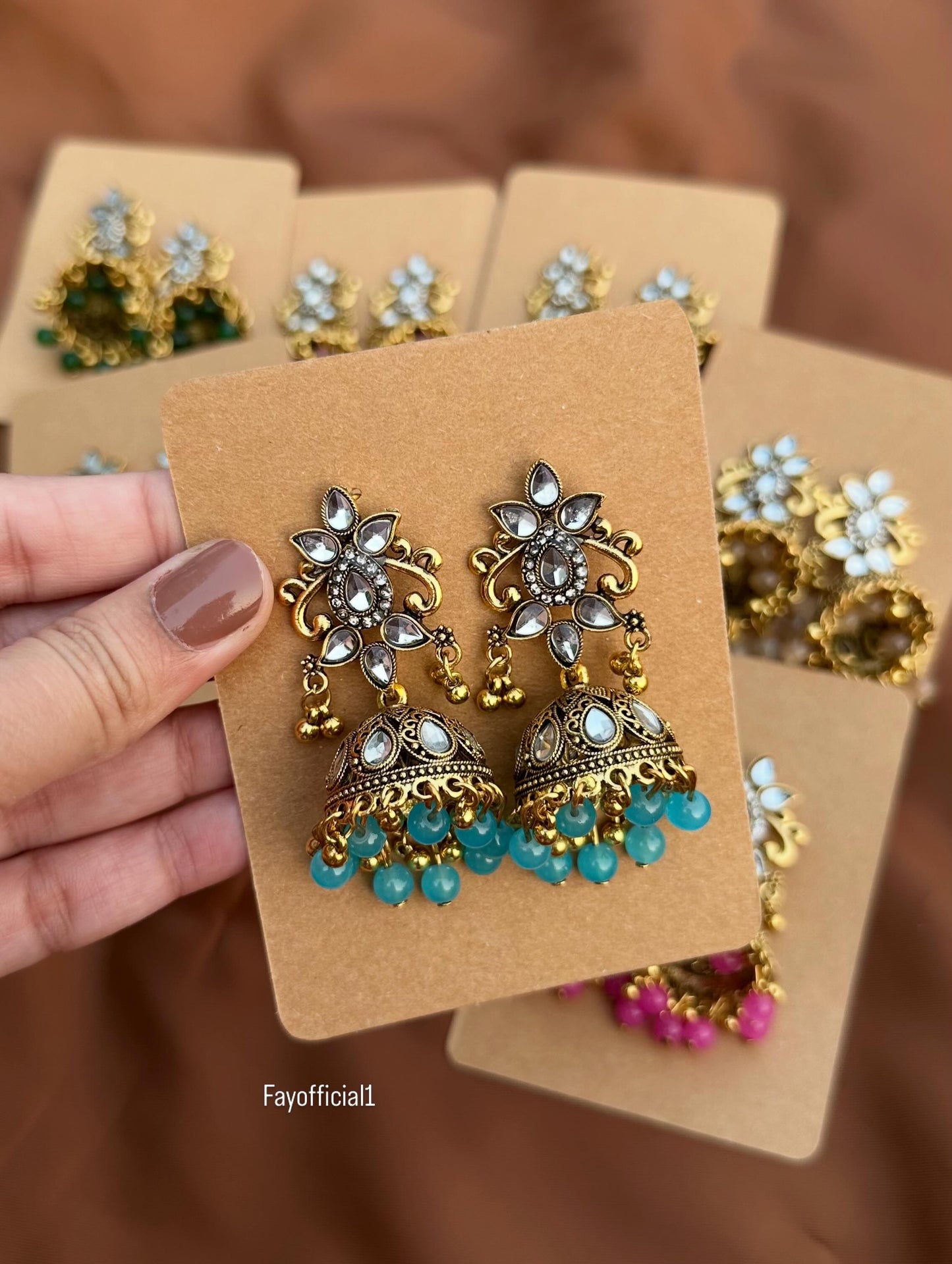 Kundan jhumka