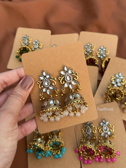Kundan jhumka