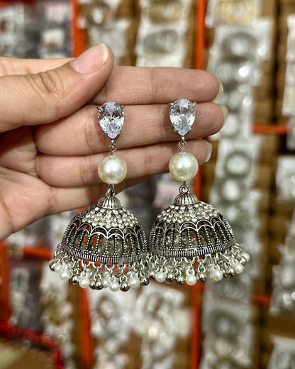 Urwa Jhumka