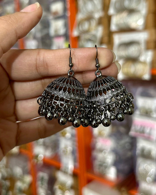 Arfay Earrings-Black