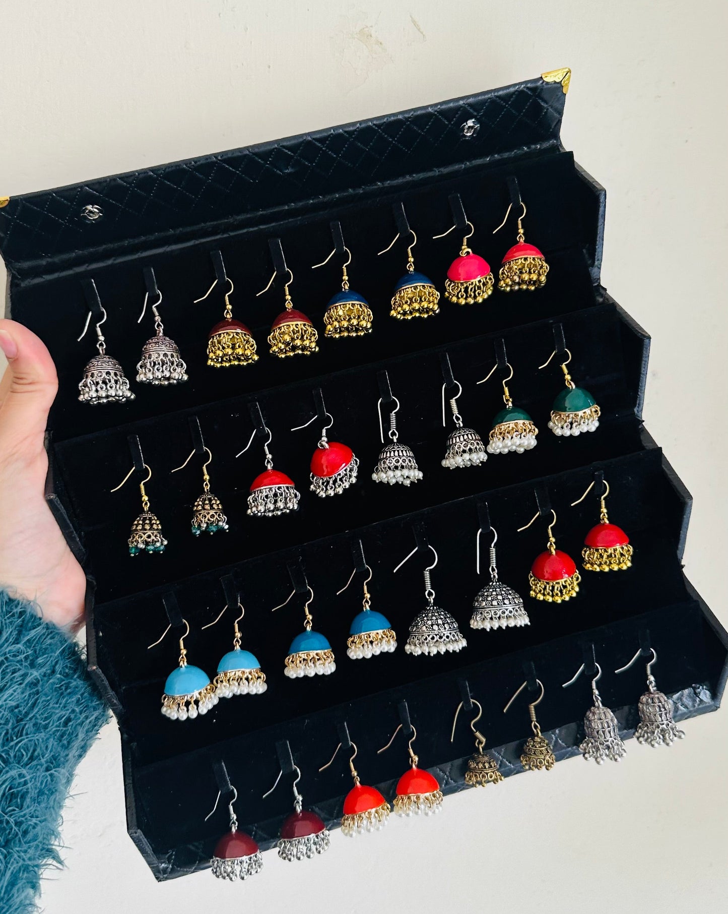 Fubs Earring Box