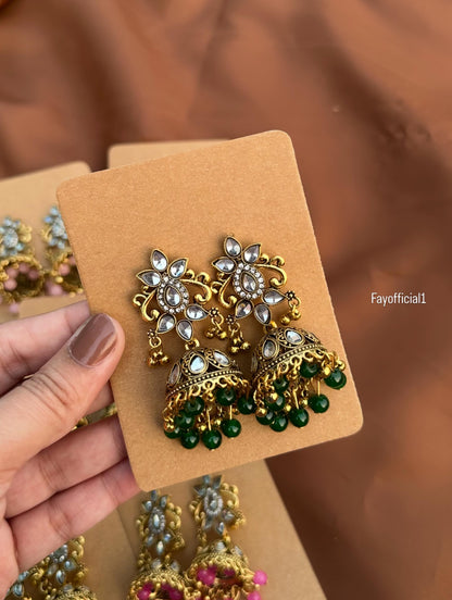 Kundan jhumka