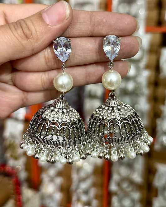 Urwa Jhumka