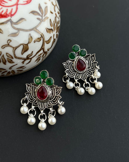 Maila Earrings