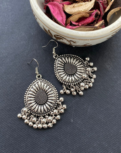 Shila Earrings