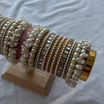 Disha Bangles