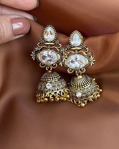 Amrita Jhumka