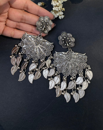 Laiba Earrings