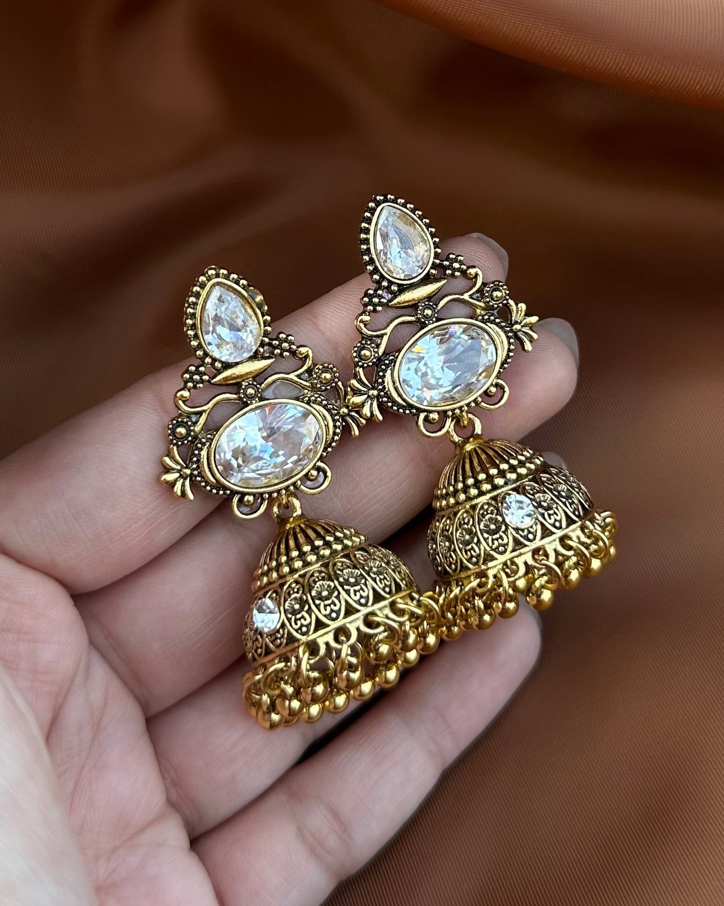 Amrita Jhumka