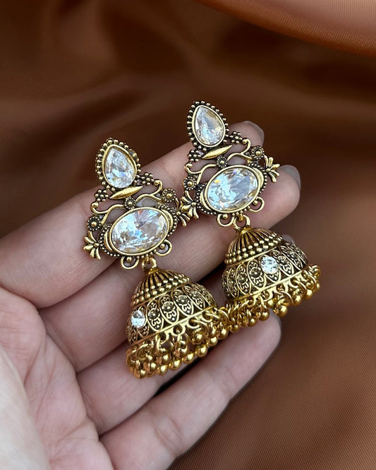 Amrita Jhumka