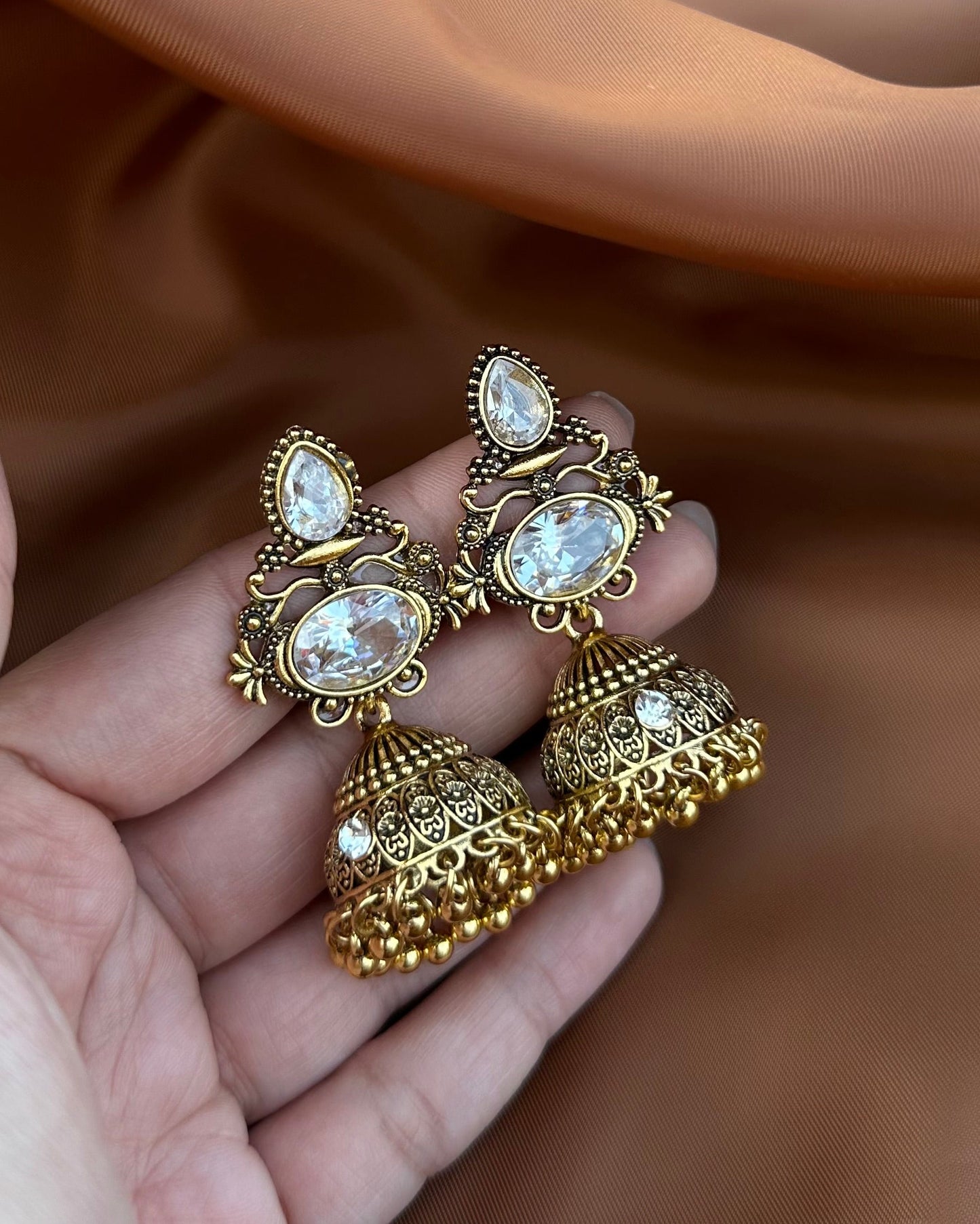 Amrita Jhumka