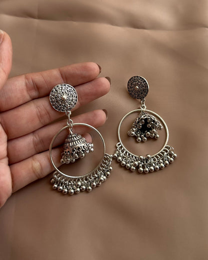 Anush Round Earrings
