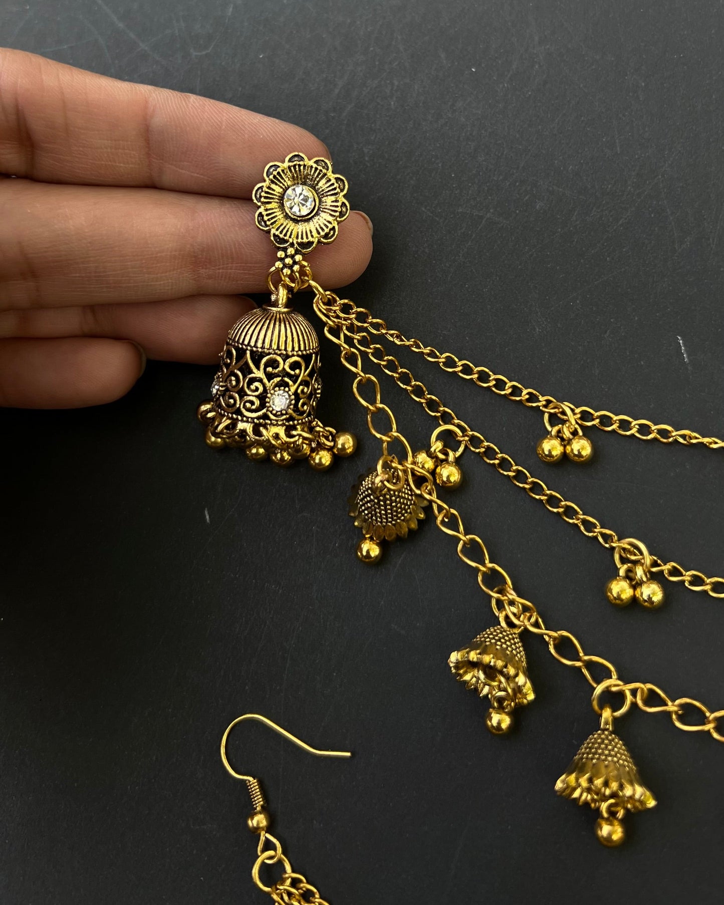 Dhani Sahara jhumkay