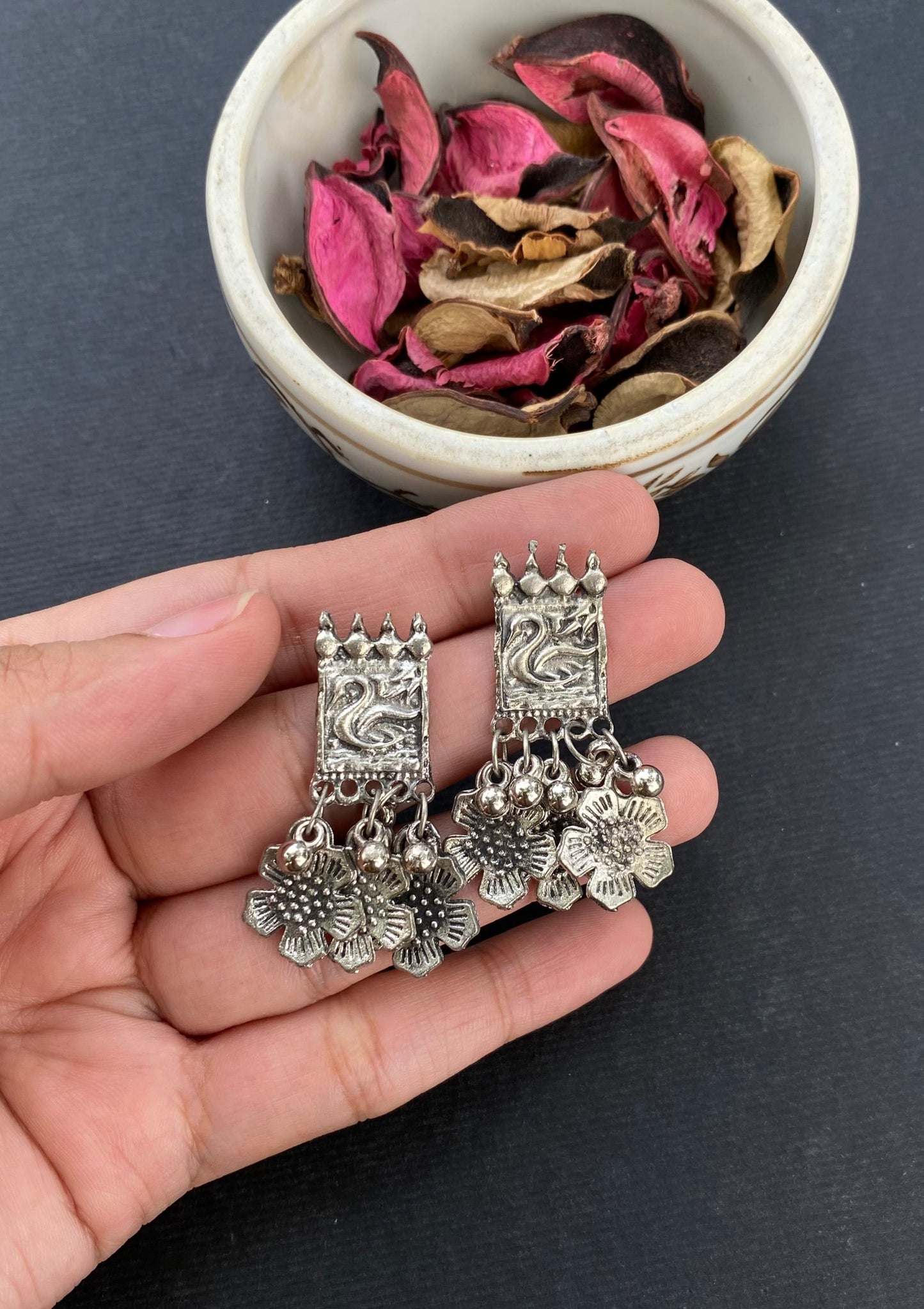 Nila Earrings