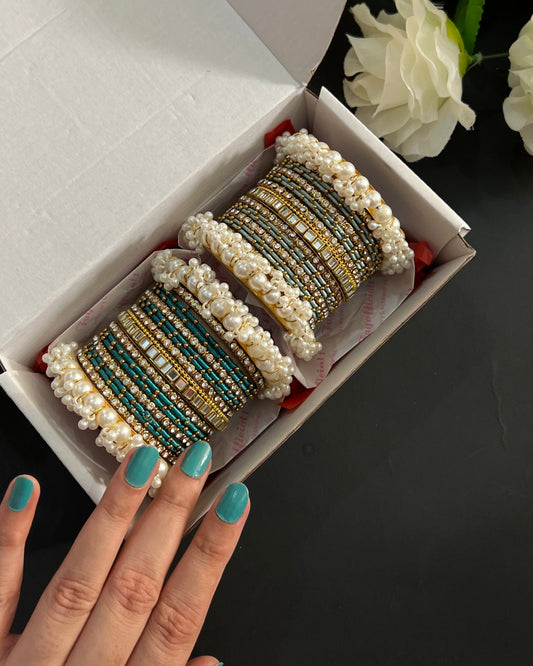 Hooria Bangles