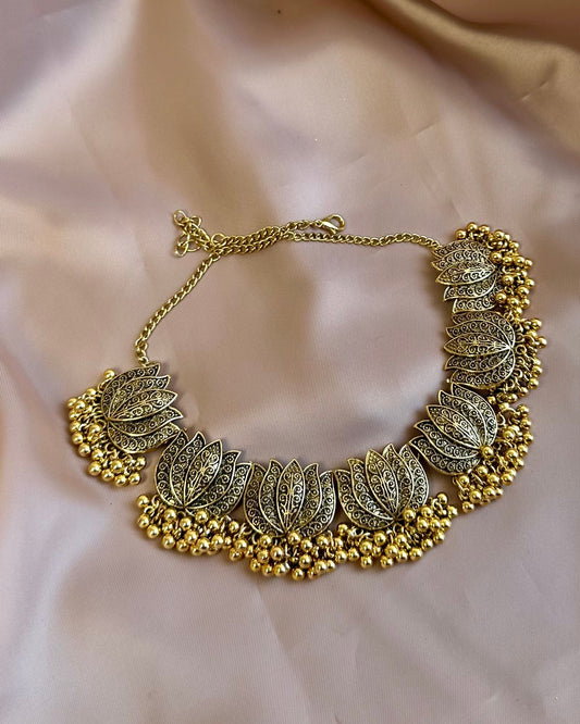 Antique Lotus Necklace
