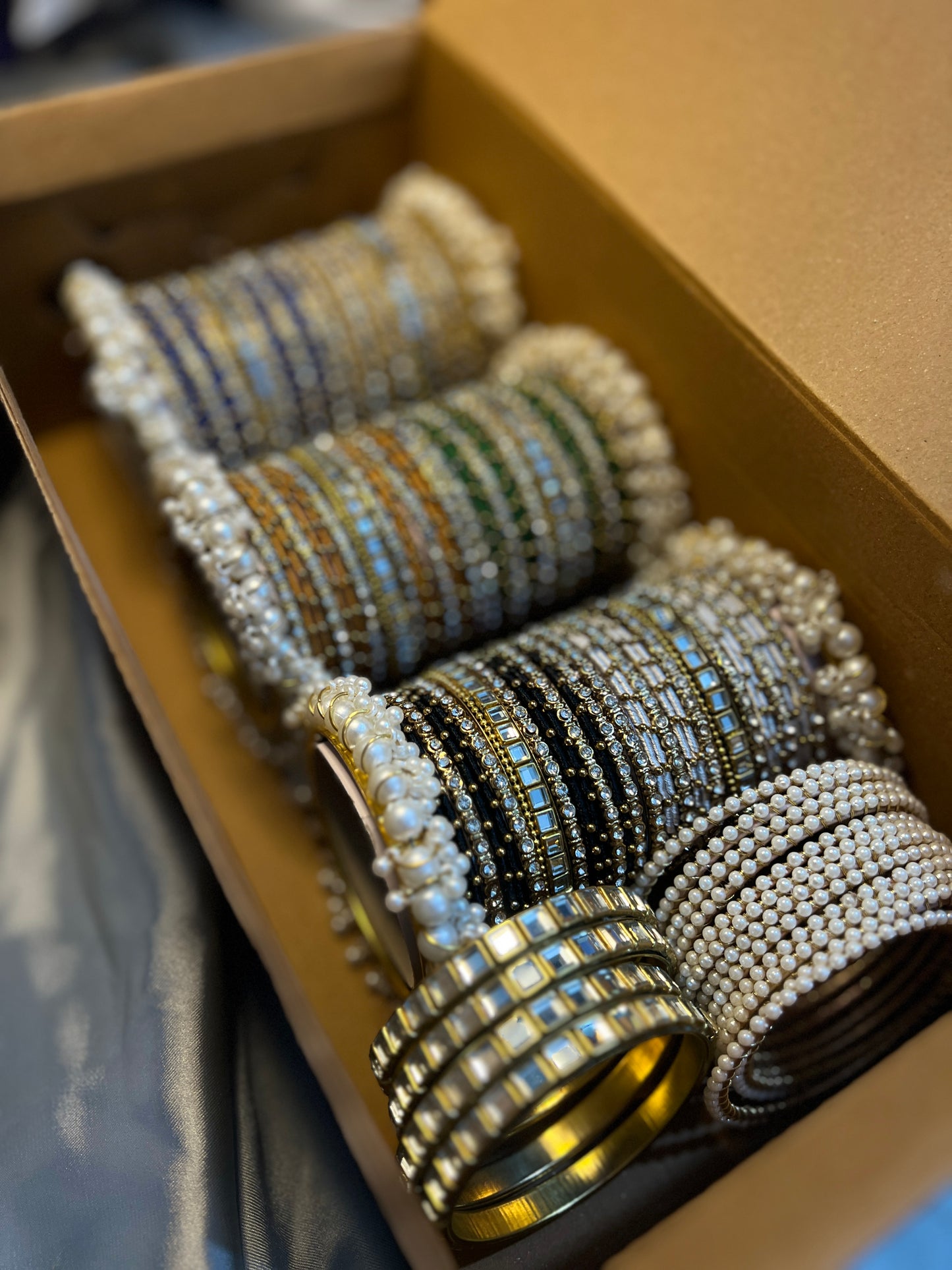 Noon Gift Box-Multi Bngles