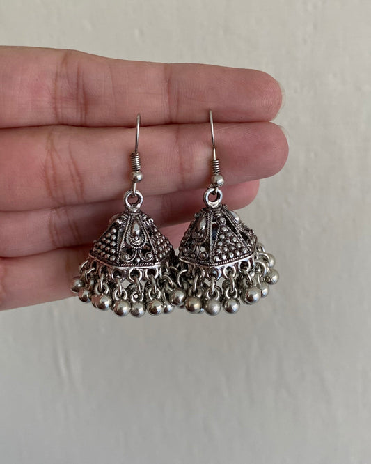 Sheefa Jhumka