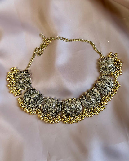 Antique Lotus Necklace
