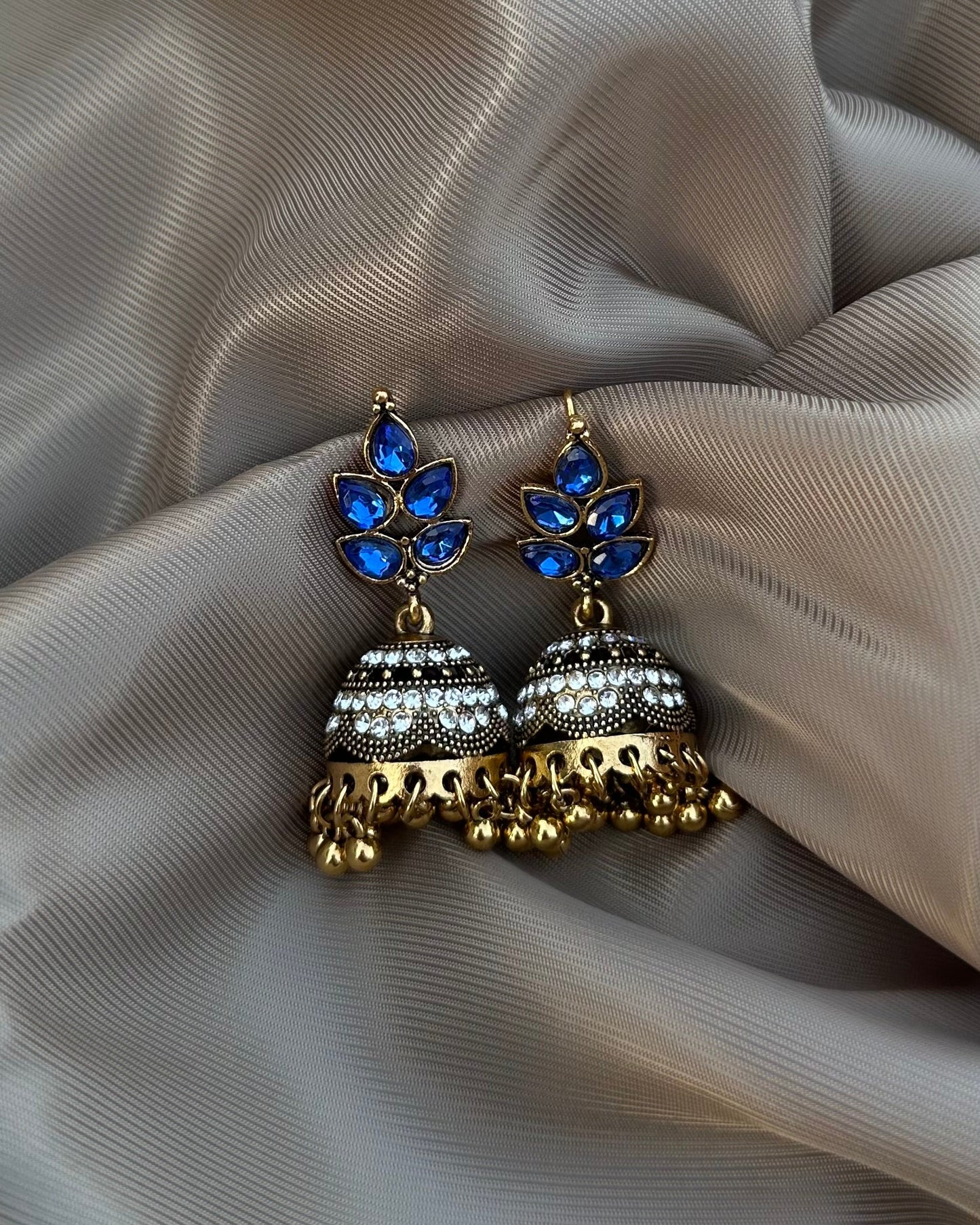 Nagma Jhumka