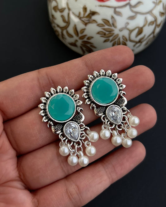 Mano Earrings