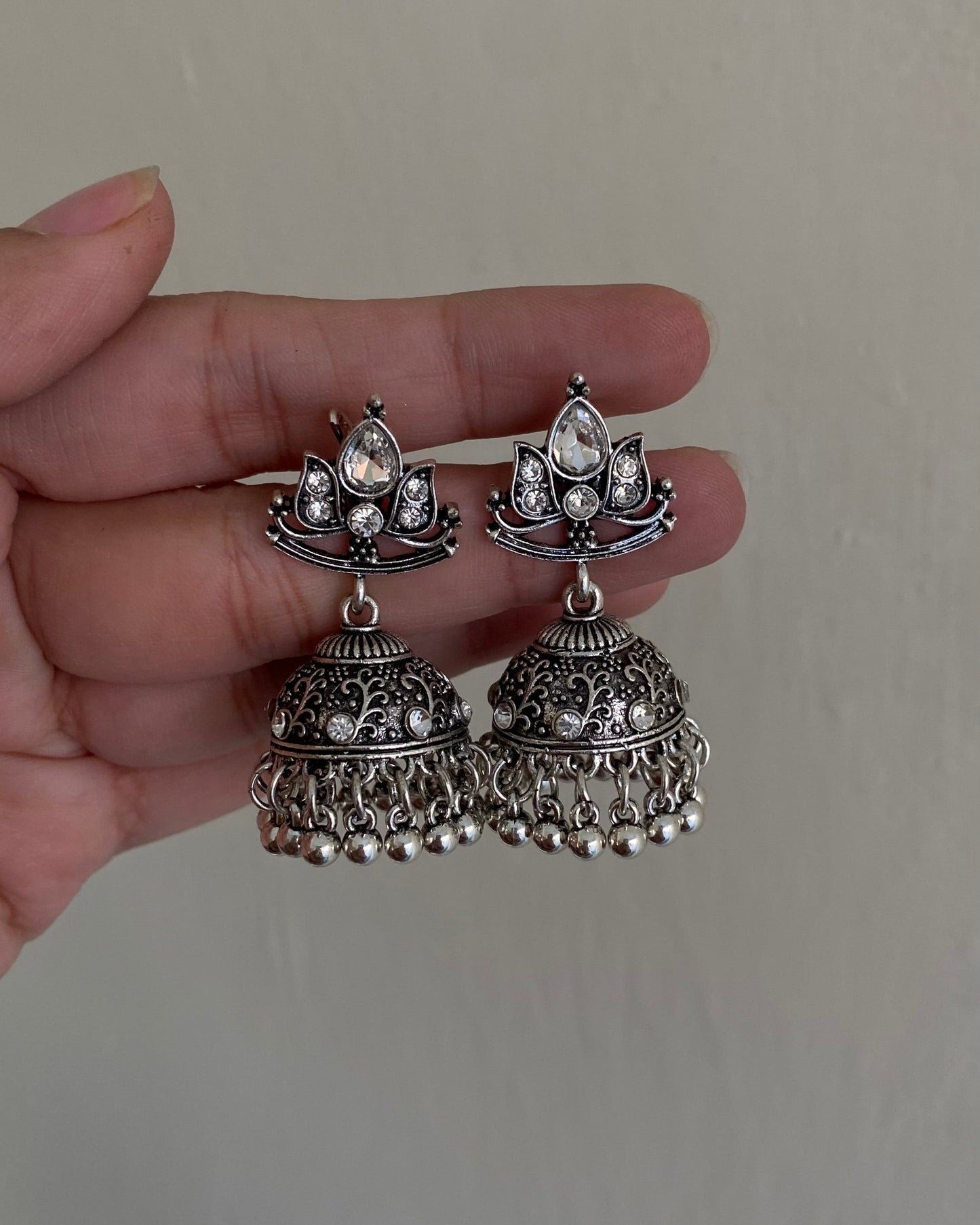 Neelu Earrings