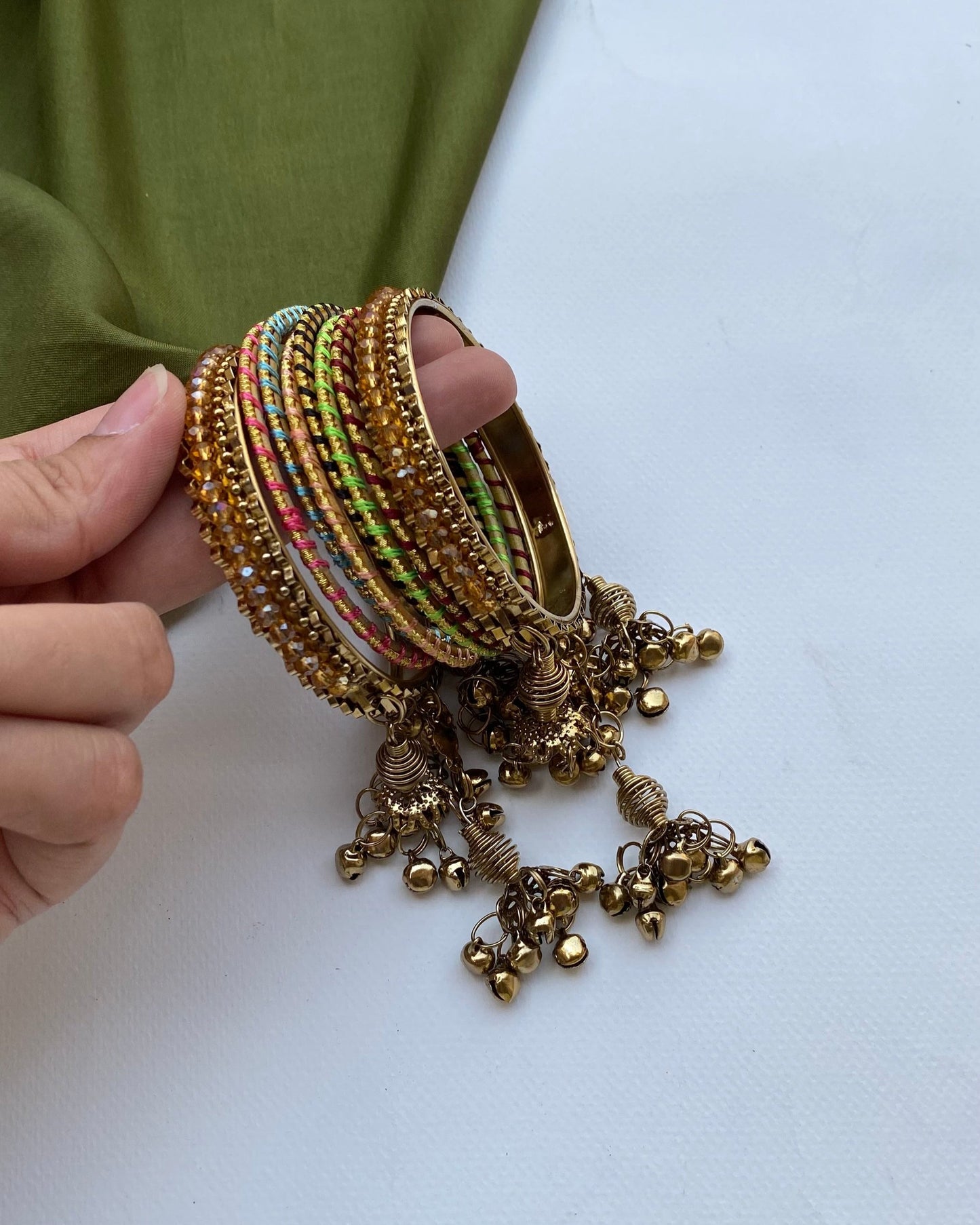 Hooria Bangles