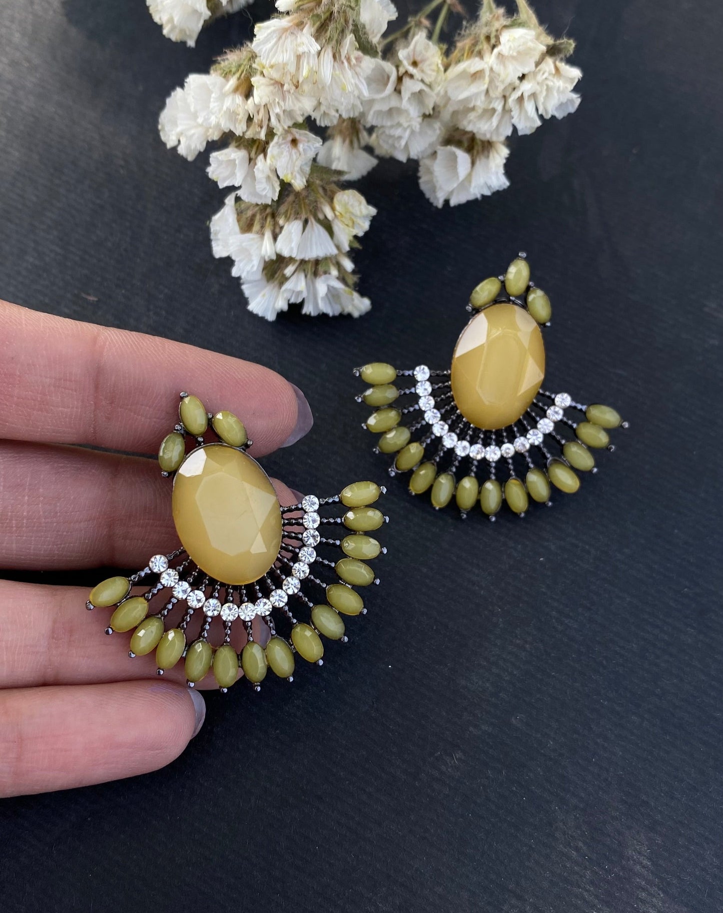 Akila Earrings