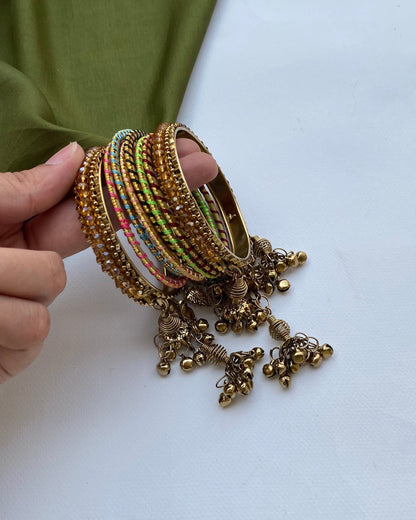 Hooria Bangles