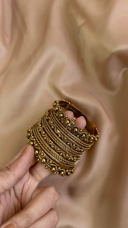 Mawa Bangles