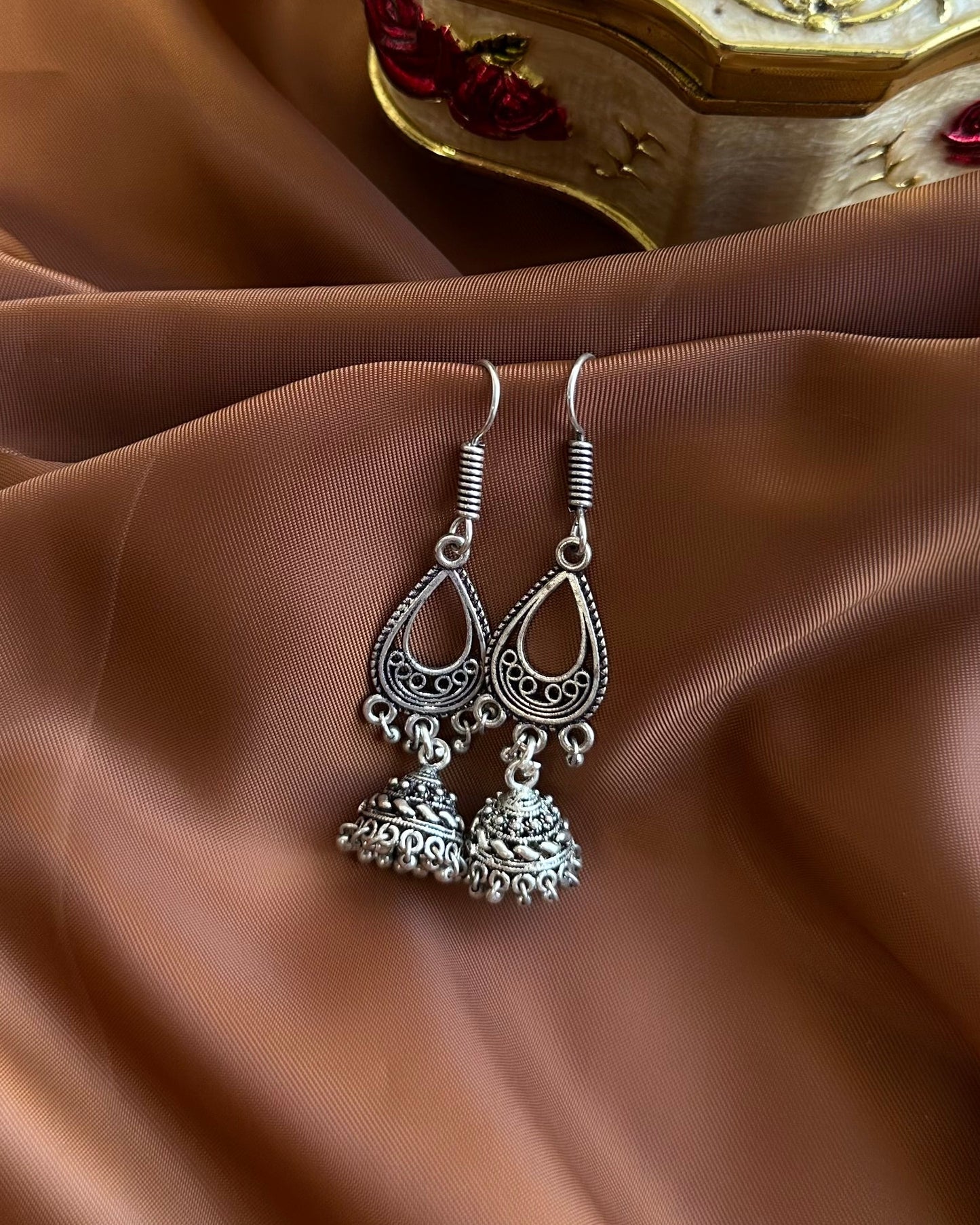 Paislie Earrings