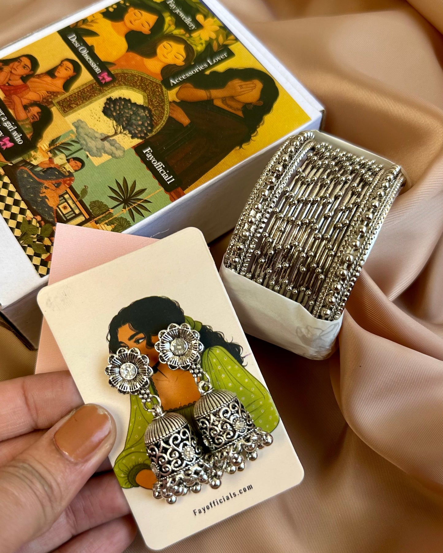 Sapphire Eidi Box