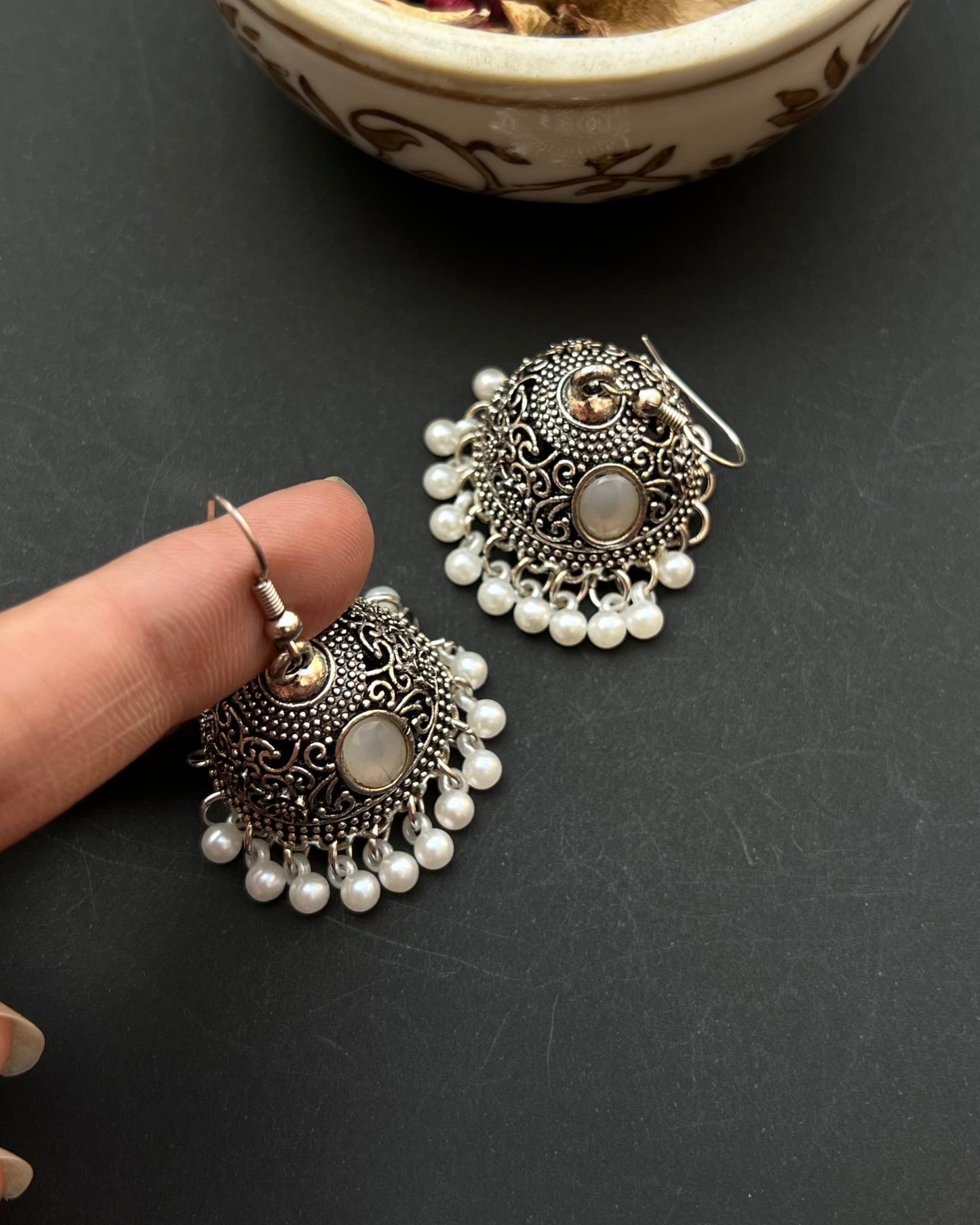 Rita jhumka