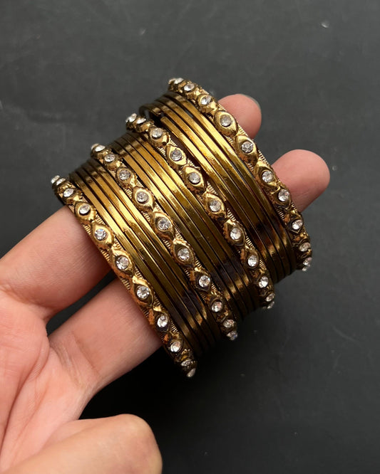 Aqsaa Bangles