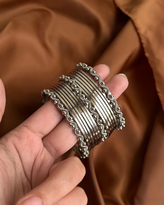 Esha Bangles