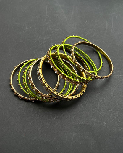 Parrot bangles